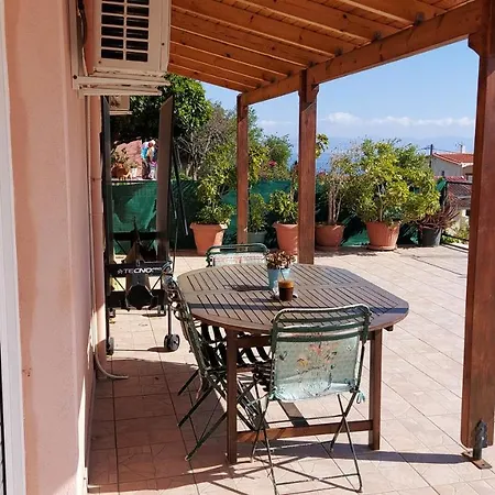 Airport Friendly House 1 Apartment Artemida  Exterior photo